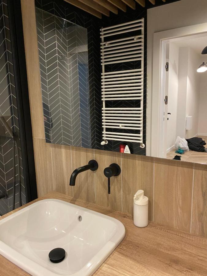 One Apartamenty Gasiorowskich 4 Poznan Ngoại thất bức ảnh