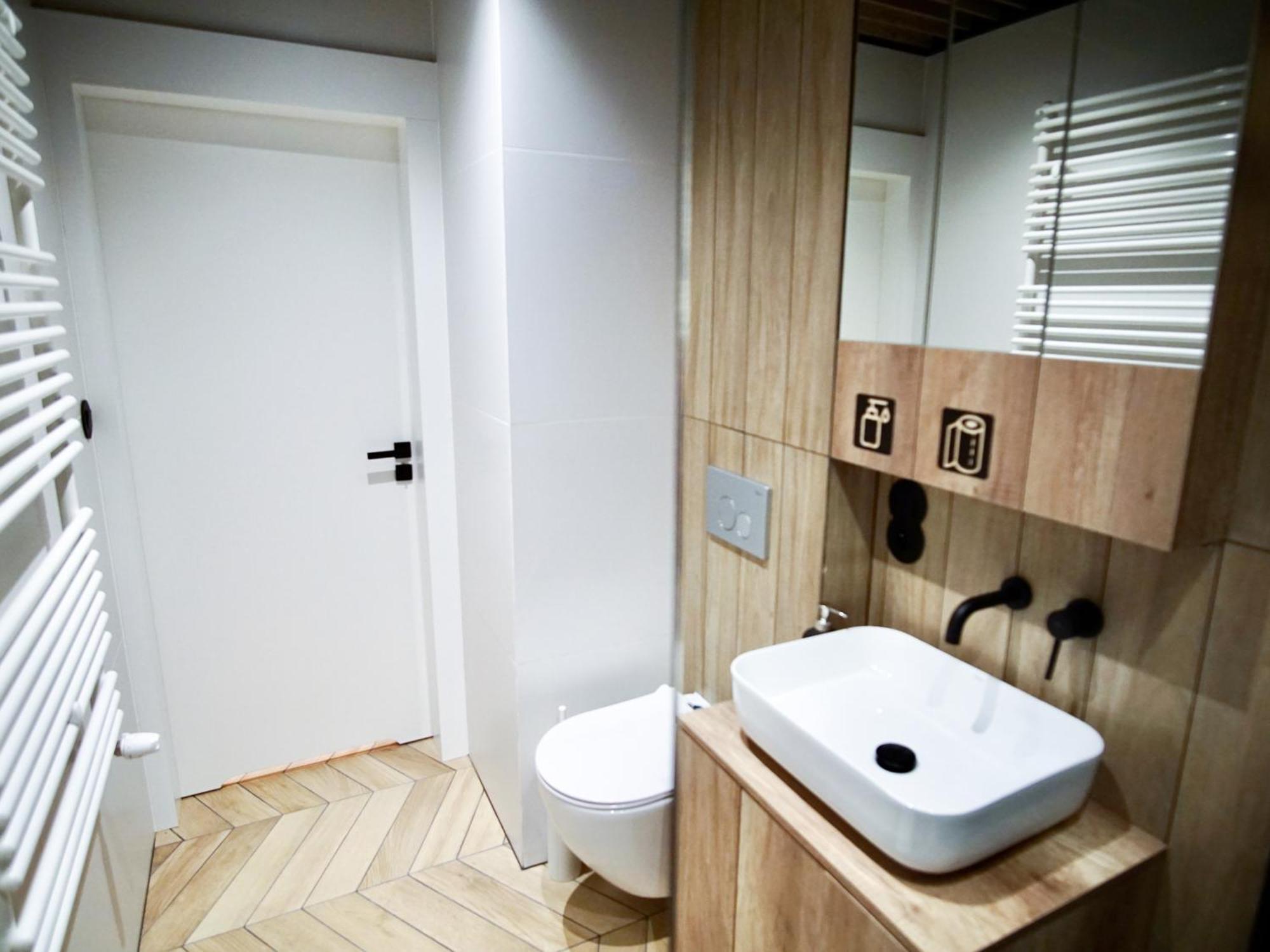 One Apartamenty Gasiorowskich 4 Poznan Ngoại thất bức ảnh